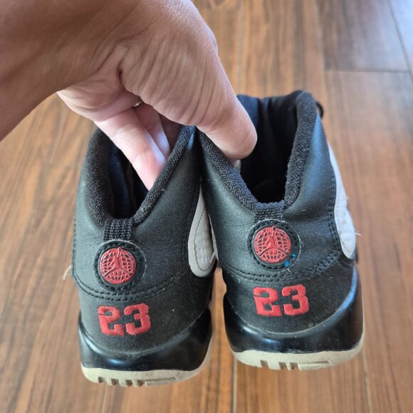 Youth Size 2 Air Jordans - Picture 2 of 6